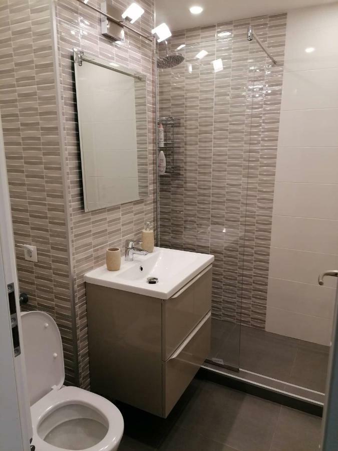 White Studio Lägenhet Cluj-Napoca Exteriör bild